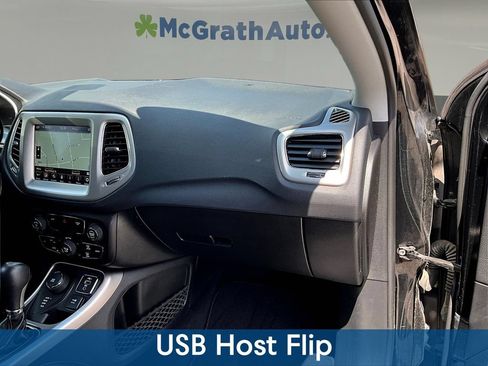 Used 2019 Jeep Compass High Altitude AWD/4WD image 29