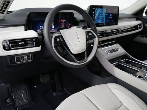 New 2026 Lincoln Aviator Reserve w/ Jet Appearance Package AWD/4WD image 12