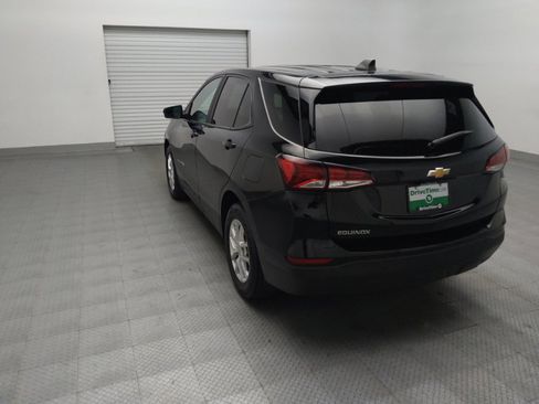 Used 2022 Chevrolet Equinox LS FWD image 5