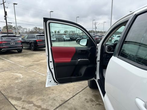 Used 2023 Toyota Tacoma SR5 w/ SX Package image 10