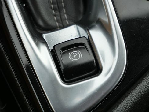 Used 2023 Buick Encore GX Preferred w/ Cold Weather Comfort Package FWD image 42