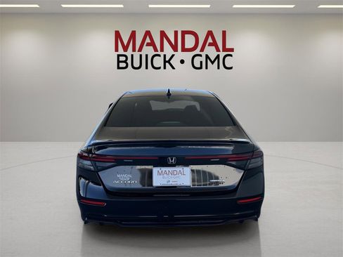 Used 2025 Honda Accord Sport image 7