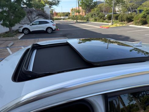 Used 2018 Audi Q3 2.0T Premium Plus w/ Premium Plus Package image 22