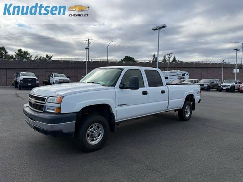 Used 2006 Chevrolet Silverado 2500 LT AWD/4WD image 3