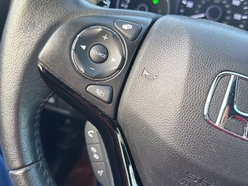 Used 2020 Honda HR-V Sport image 18