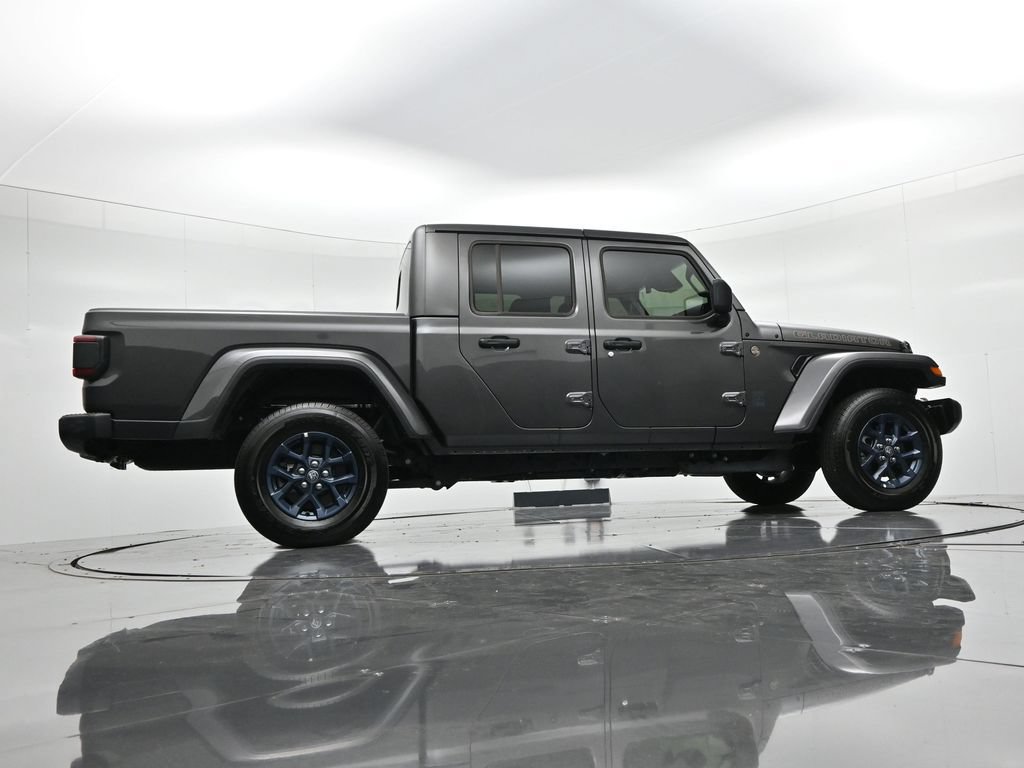 New 2026 Jeep Gladiator Sport AWD/4WD image 23