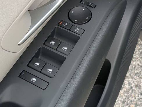 New 2026 Hyundai Tucson SE image 18