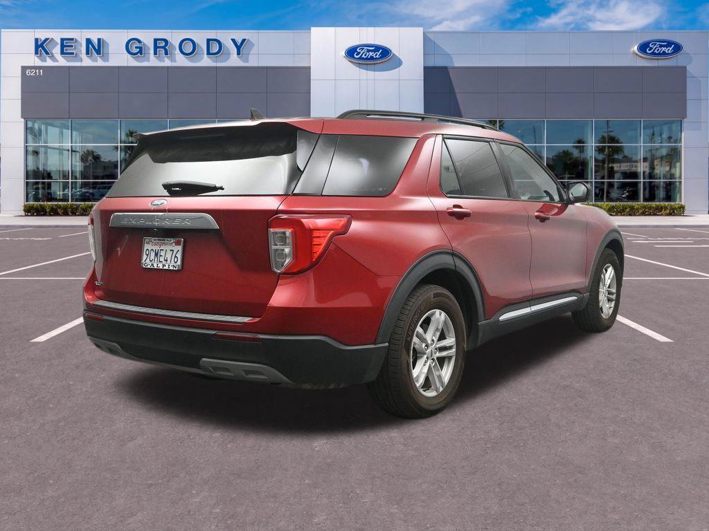 Used 2022 Ford Explorer XLT w/ Equipment Group 202A RWD image 7