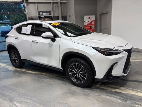 Used 2022 Lexus NX 350 AWD image 32