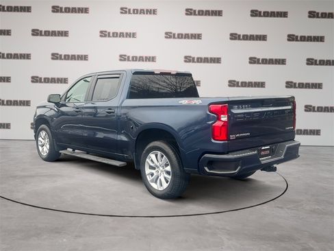 Used 2021 Chevrolet Silverado 1500 Custom image 3