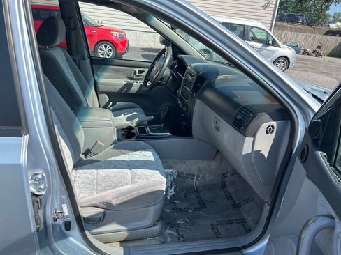 Used 2007 Kia Sorento 4WD image 13