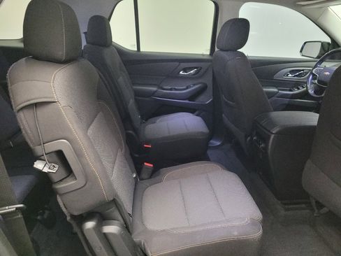 Used 2019 Chevrolet Traverse LT image 19