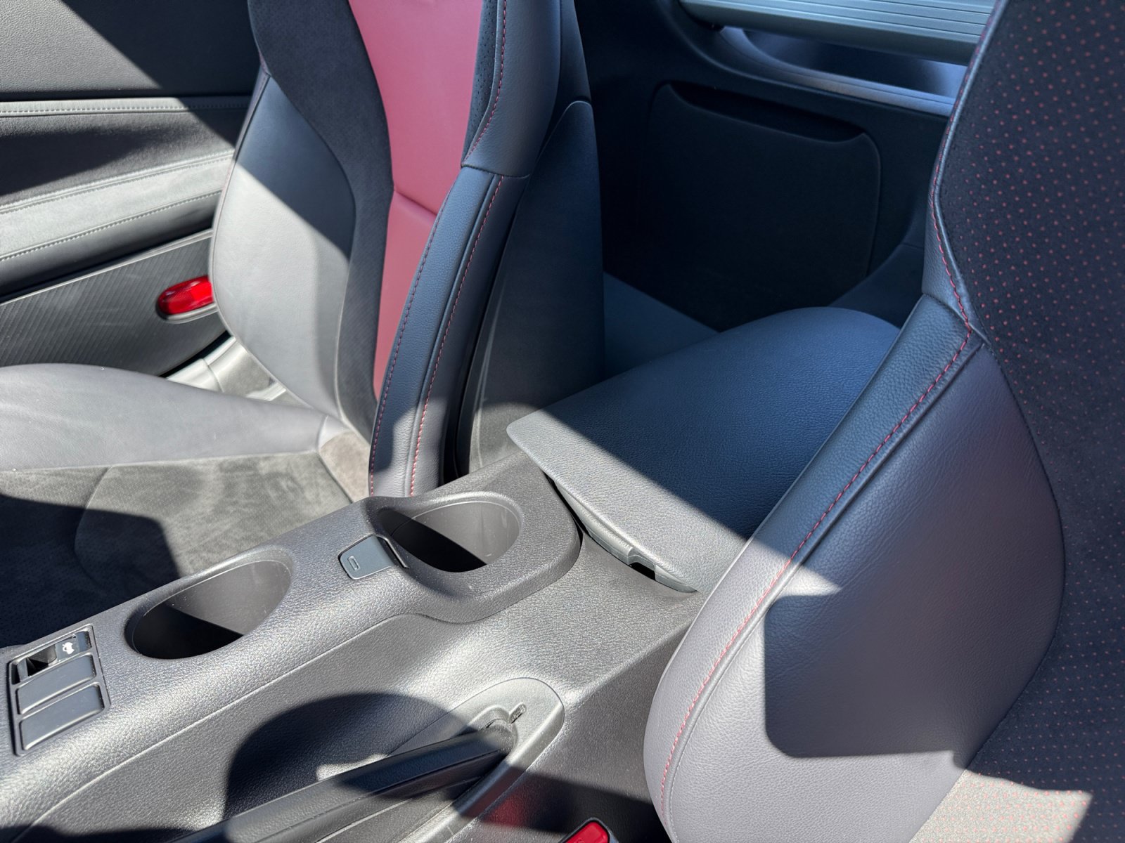 Used 2024 Nissan Z NISMO w/ Floor Mat Package RWD image 14