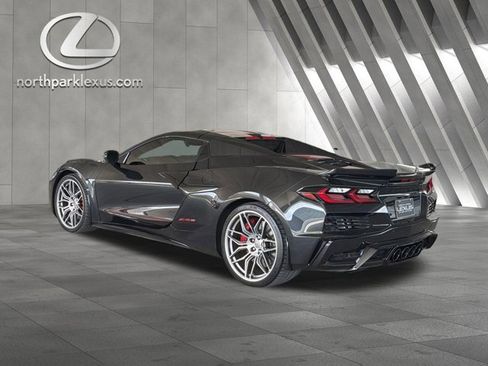 Used 2024 Chevrolet Corvette Z06 w/ Stealth Interior Trim Package RWD image 2