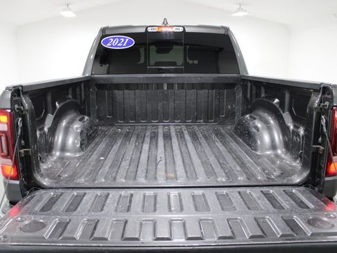 Used 2021 RAM 1500 Laramie RWD image 18