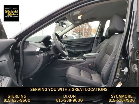 Used 2024 Nissan Altima 2.5 SV image 20