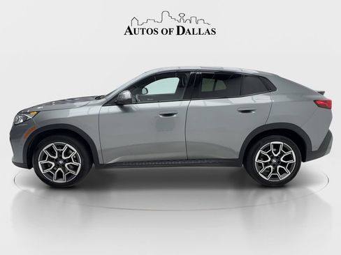 Used 2025 BMW X2 xDrive28i AWD/4WD image 5