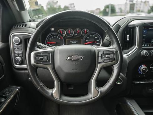Used 2022 Chevrolet Silverado 1500 LT Trail Boss w/ LPO, Dark Essentials Package AWD/4WD image 30