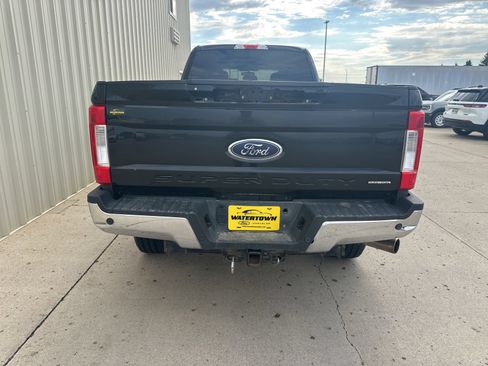 Used 2019 Ford F350 XLT w/ XLT Premium Package AWD/4WD image 7