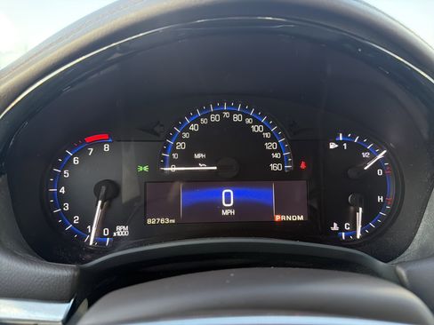 Used 2016 Cadillac XTS Luxury w/ Driver Awareness Package image 15