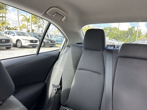 Used 2023 Toyota Corolla LE w/ LE Convenience Package FWD image 17