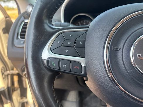 Used 2018 Jeep Compass Limited AWD/4WD image 13