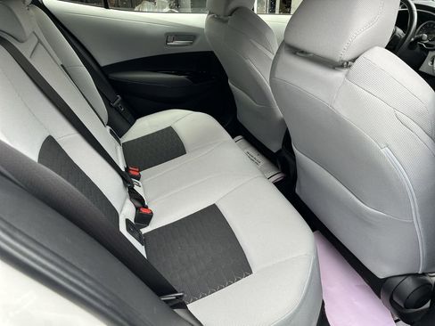 Used 2019 Toyota Corolla SE w/ SE Option Package image 23