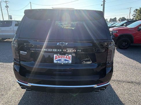 New 2026 Chevrolet Suburban High Country AWD/4WD image 11