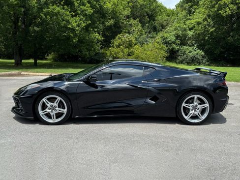 Used 2024 Chevrolet Corvette Stingray Coupe w/ Z51 Performance Package RWD image 7