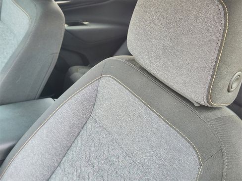 Used 2024 Chevrolet Equinox LT image 16