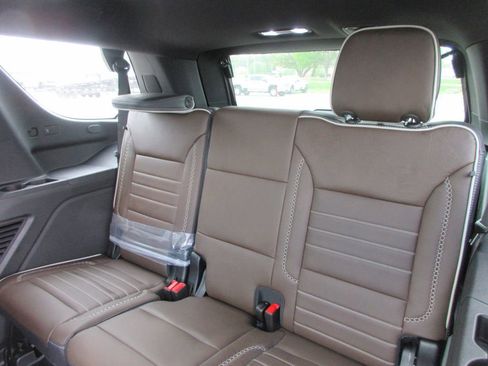 New 2026 GMC Yukon Denali Ultimate image 13