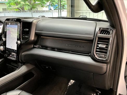 Used 2023 RAM 1500 Limited AWD/4WD image 19