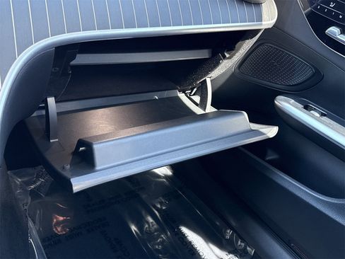 Used 2023 Mercedes-Benz C 300 Sedan image 23