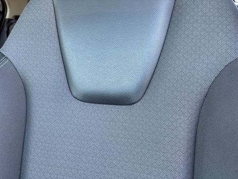 Used 2023 Buick Encore GX Select w/ Sport Touring Package image 17