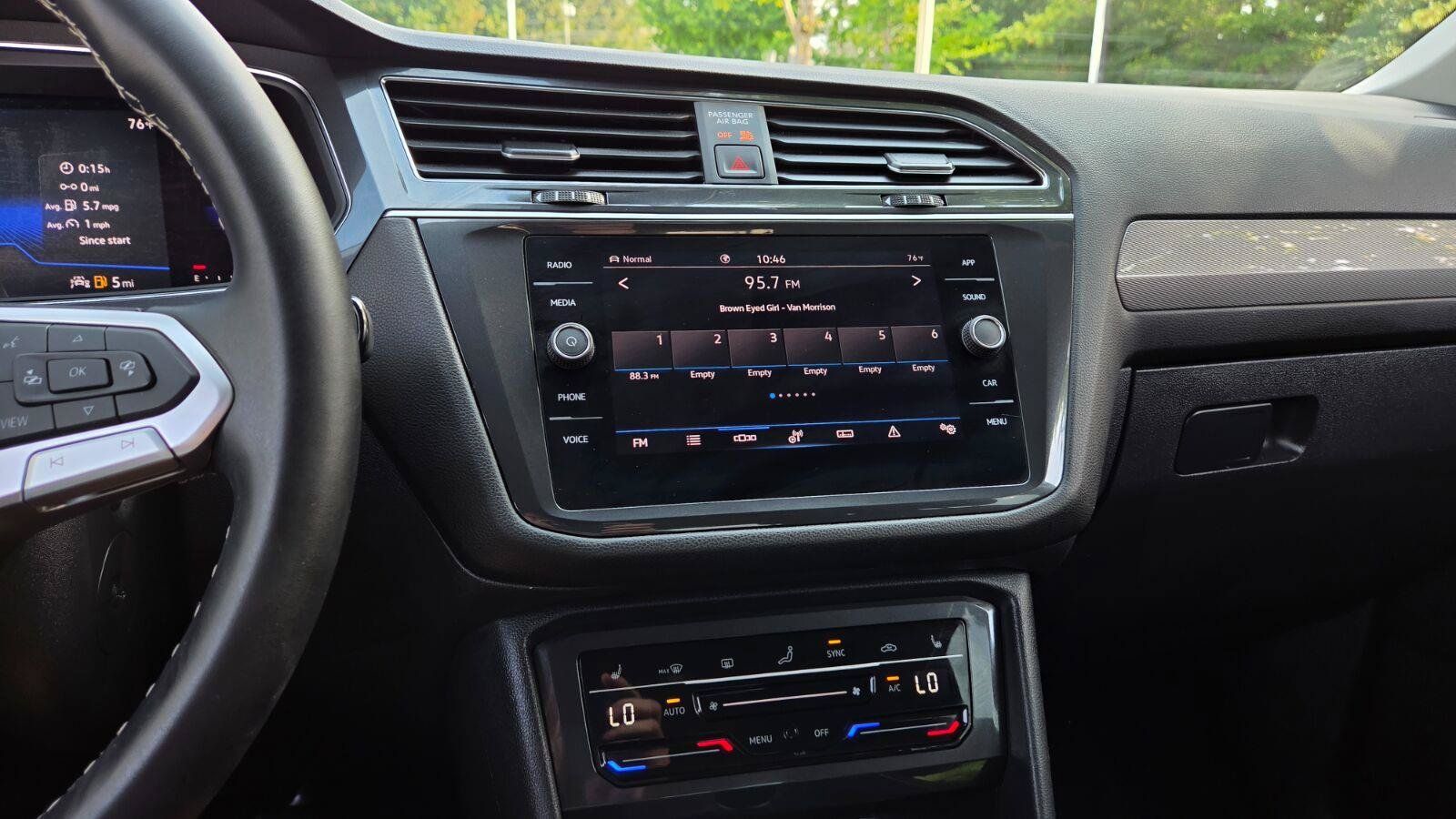 Certified 2023 Volkswagen Tiguan SE AWD/4WD image 29