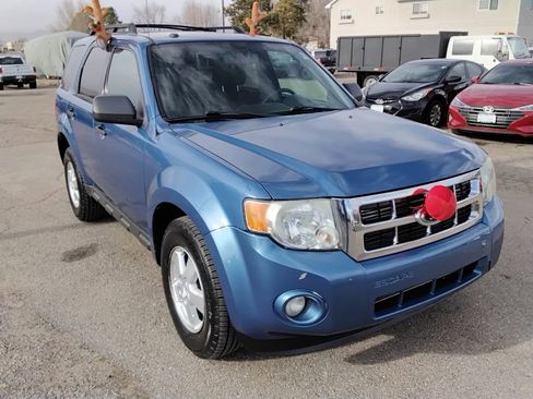 Used 2009 Ford Escape XLT image 3