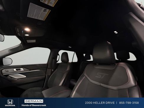 Used 2025 Ford Explorer ST AWD/4WD image 16