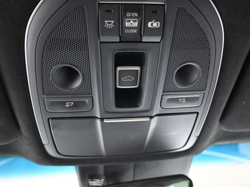 Used 2018 Genesis G80 3.3T Sport image 24