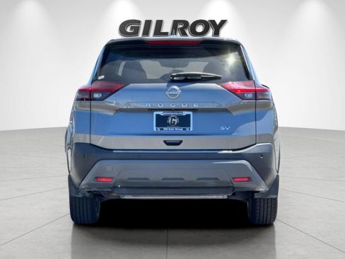 Used 2023 Nissan Rogue SV FWD image 5