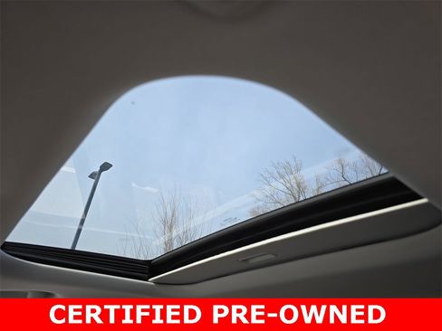 Used 2023 Jeep Grand Cherokee Laredo image 30