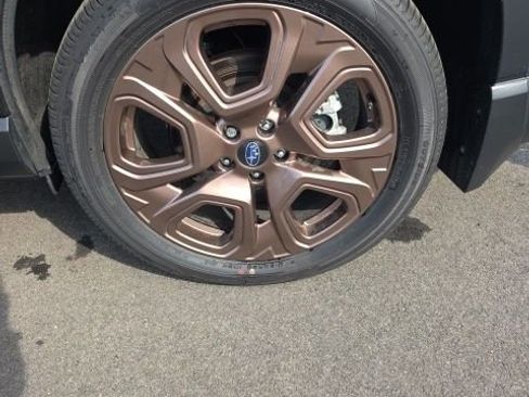 Used 2025 Subaru Ascent Bronze Edition w/ Popular Package #2 image 8