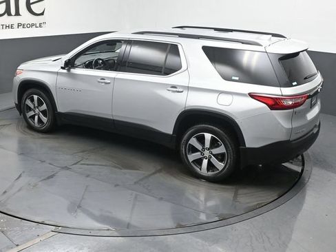 Used 2020 Chevrolet Traverse LT w/ LT Premium Package FWD image 44