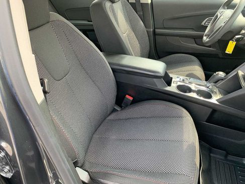 Certified 2017 Chevrolet Equinox LS FWD image 24