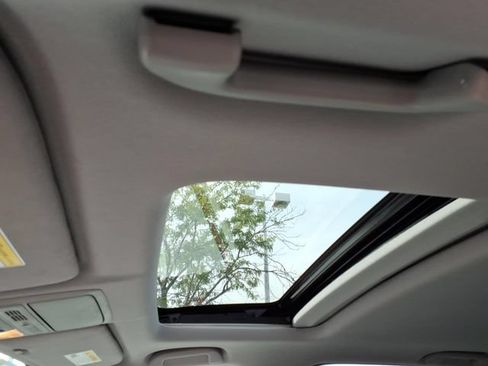 Certified 2022 Honda CR-V EX-L image 6