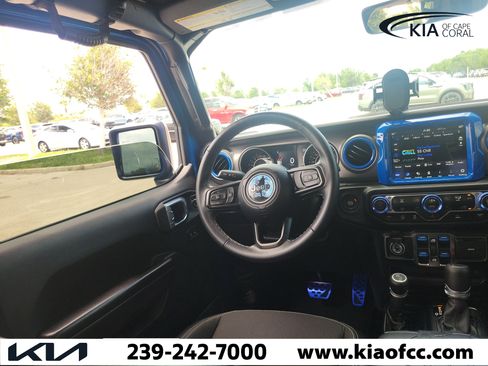 Used 2021 Jeep Gladiator Sport AWD/4WD image 20
