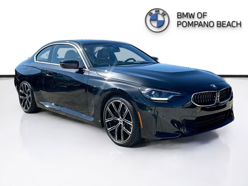 Used 2023 BMW 230i Coupe w/ Convenience Package image 1