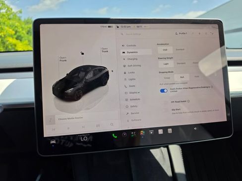 Used 2023 Tesla Model Y Long Range AWD/4WD image 40