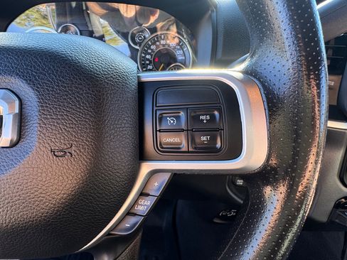 Used 2021 RAM 2500 Big Horn image 36