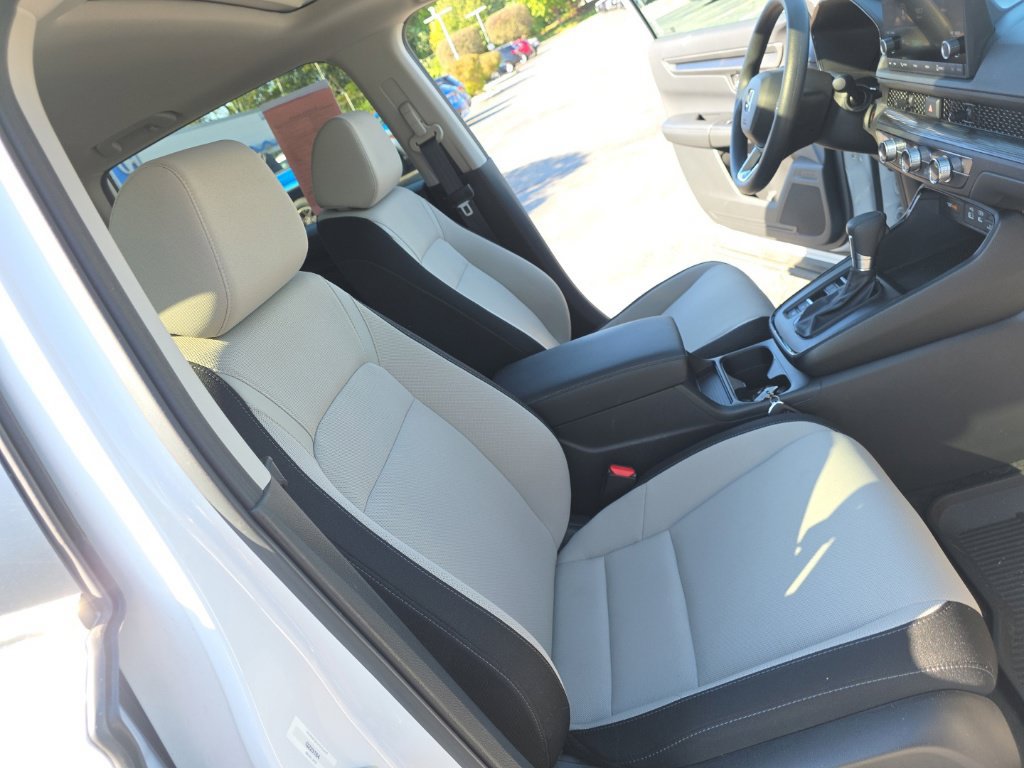 Certified 2025 Honda CR-V EX image 27