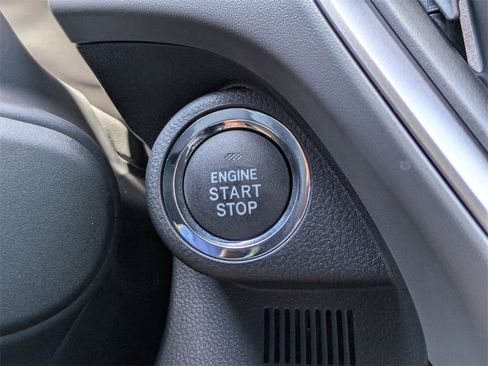 Certified 2025 Subaru Crosstrek 2.0i Premium image 24